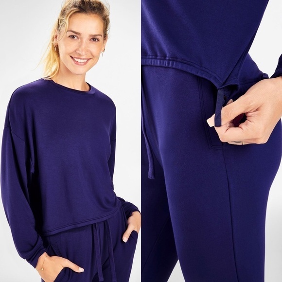Fabletics Navy Blue Long Sleeve Luxe Cinched Pullover Sweatshirt - Picture 1 of 5